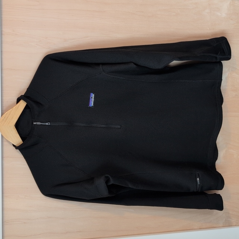 Patagonia Crosstrek Black 1/4 Zip Long Sleeve Pullover Top Base Layer Size M